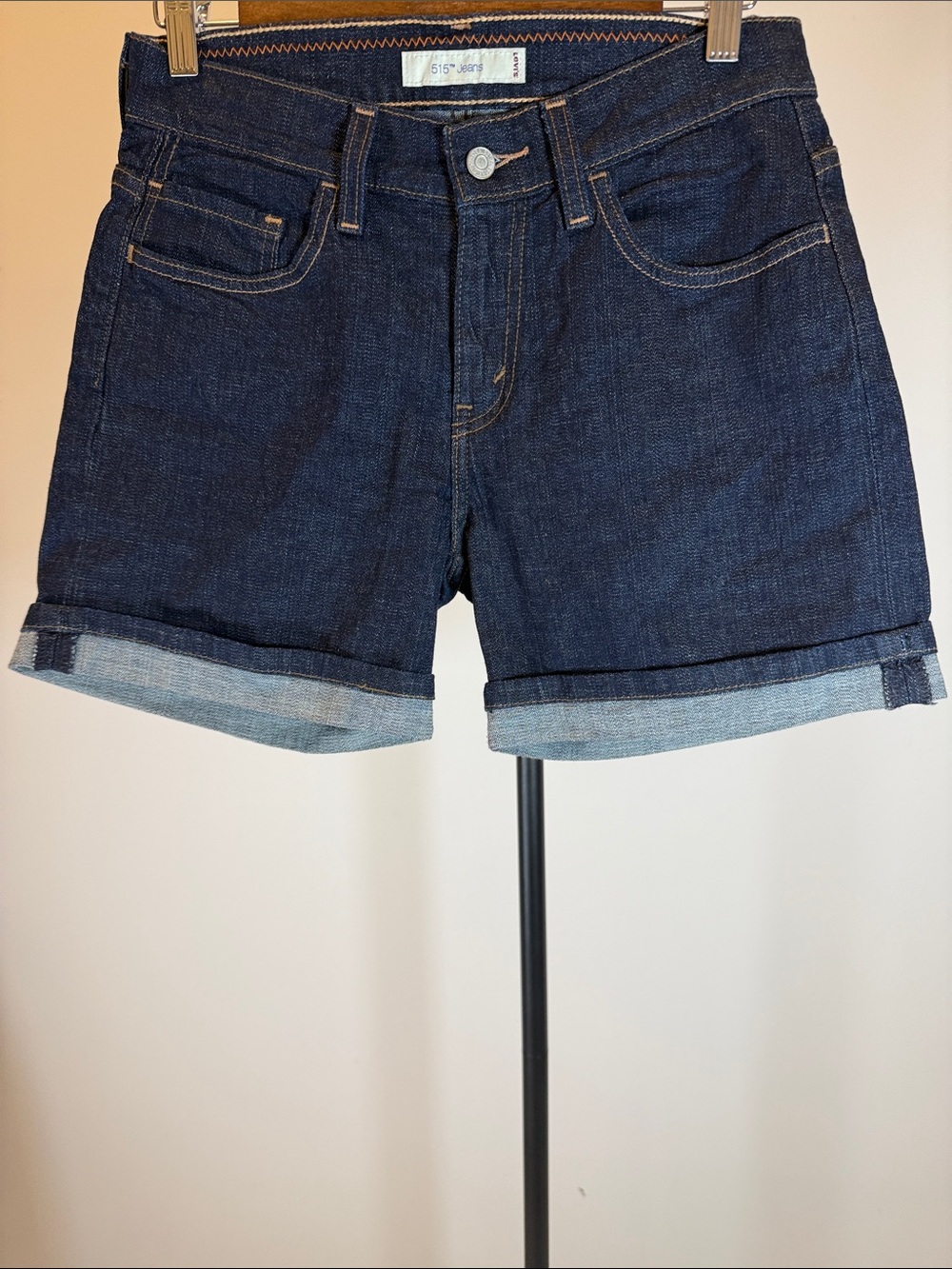 Levi’s 515 Dark Wash Cuffed Denim Shorts |Size 4